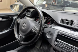 Harmaa Volkswagen PASSAT 2013 kuva 25.