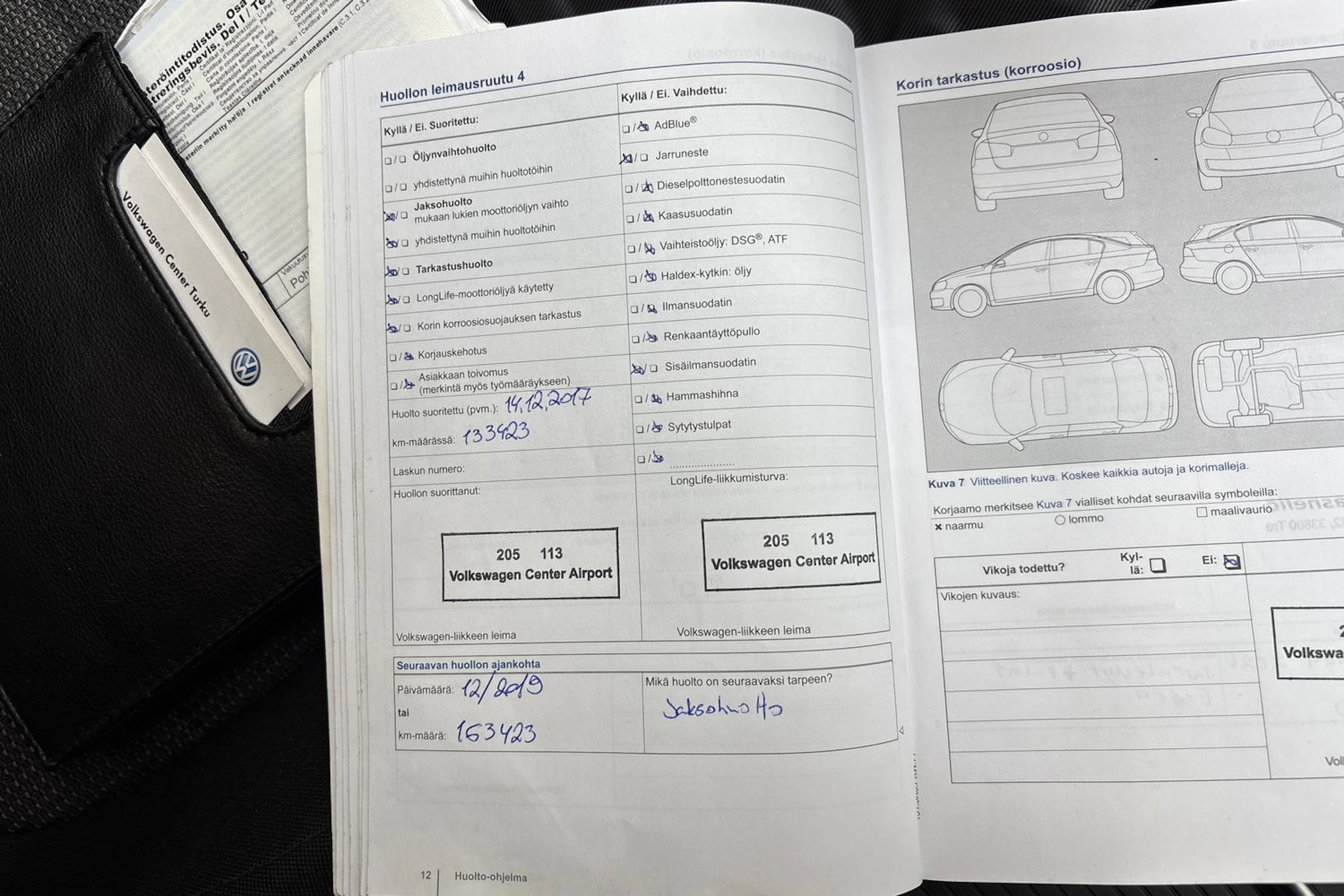 Harmaa Volkswagen PASSAT 2013 kuva 29.