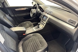 valkoinen Volkswagen Passat 2014 kuva 9.