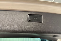 valkoinen Volkswagen Passat 2014 kuva 15.