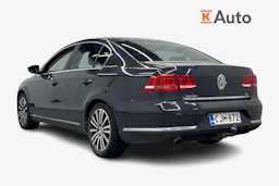 harmaa Volkswagen Passat 2014 kuva 2.
