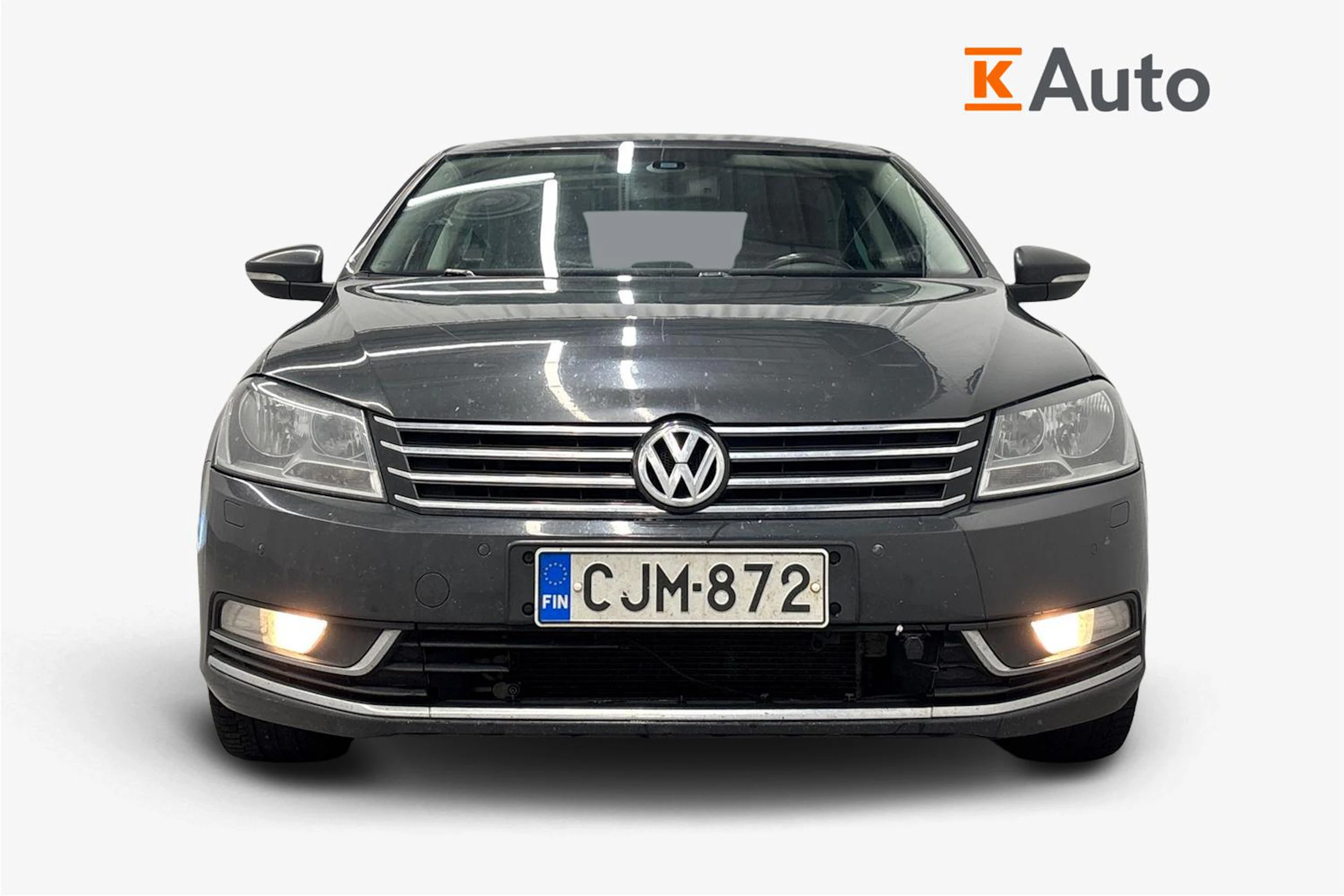 harmaa Volkswagen Passat 2014 kuva 4.
