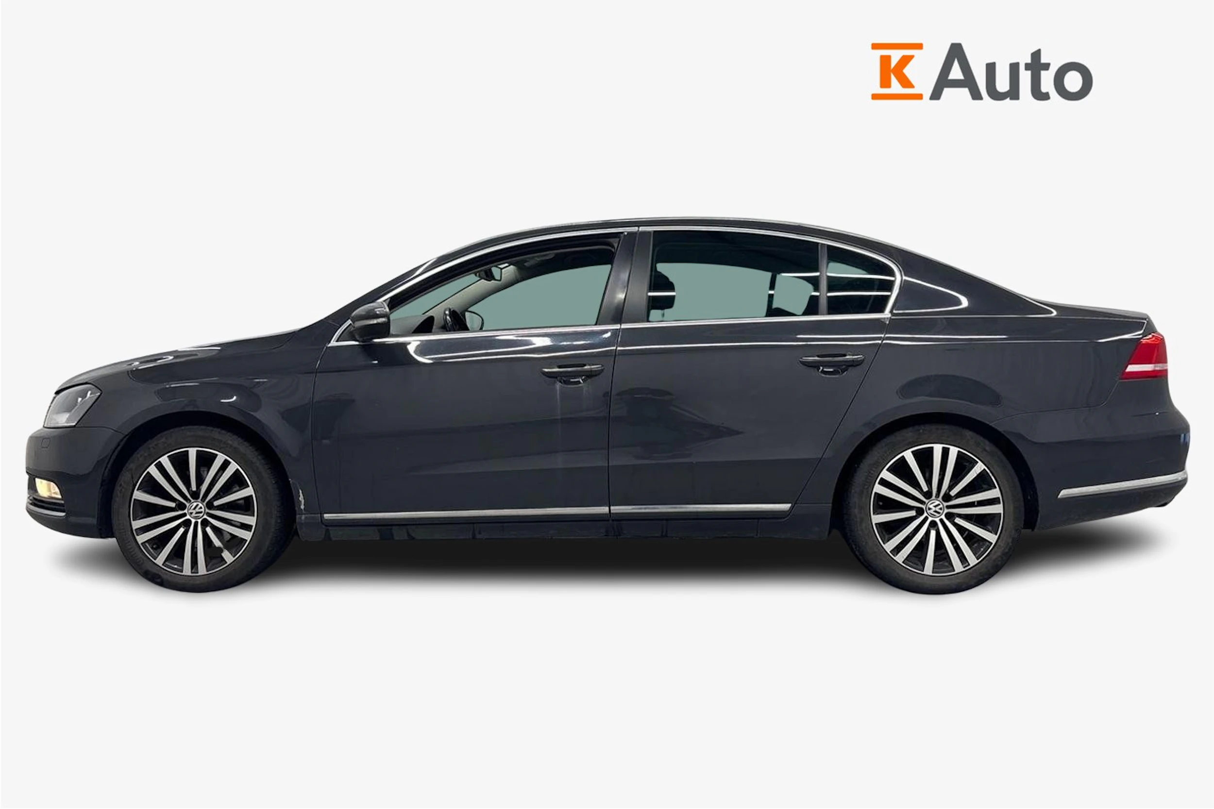 harmaa Volkswagen Passat 2014 kuva 5.