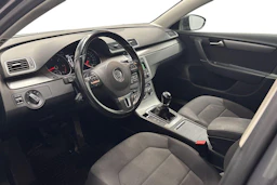 harmaa Volkswagen Passat 2014 kuva 6.