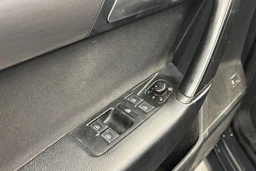 harmaa Volkswagen Passat 2014 kuva 14.