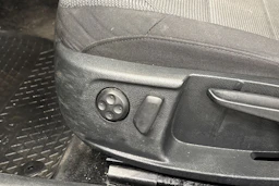 harmaa Volkswagen Passat 2014 kuva 16.