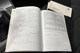 harmaa Volkswagen Passat 2014 kuva 28.