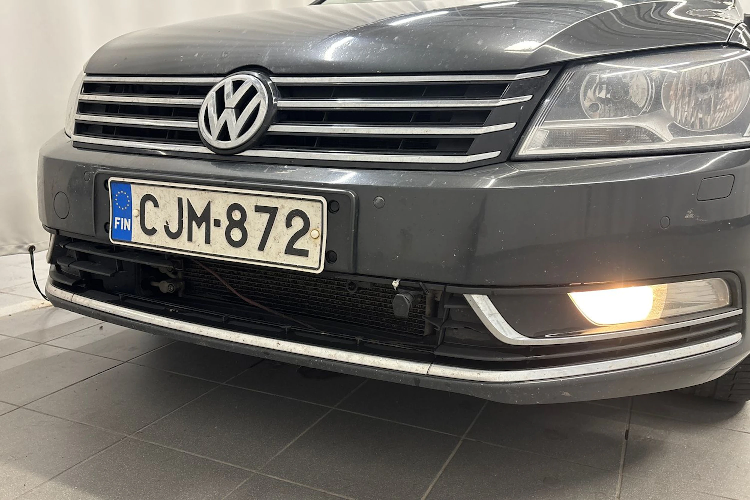 harmaa Volkswagen Passat 2014 kuva 35.