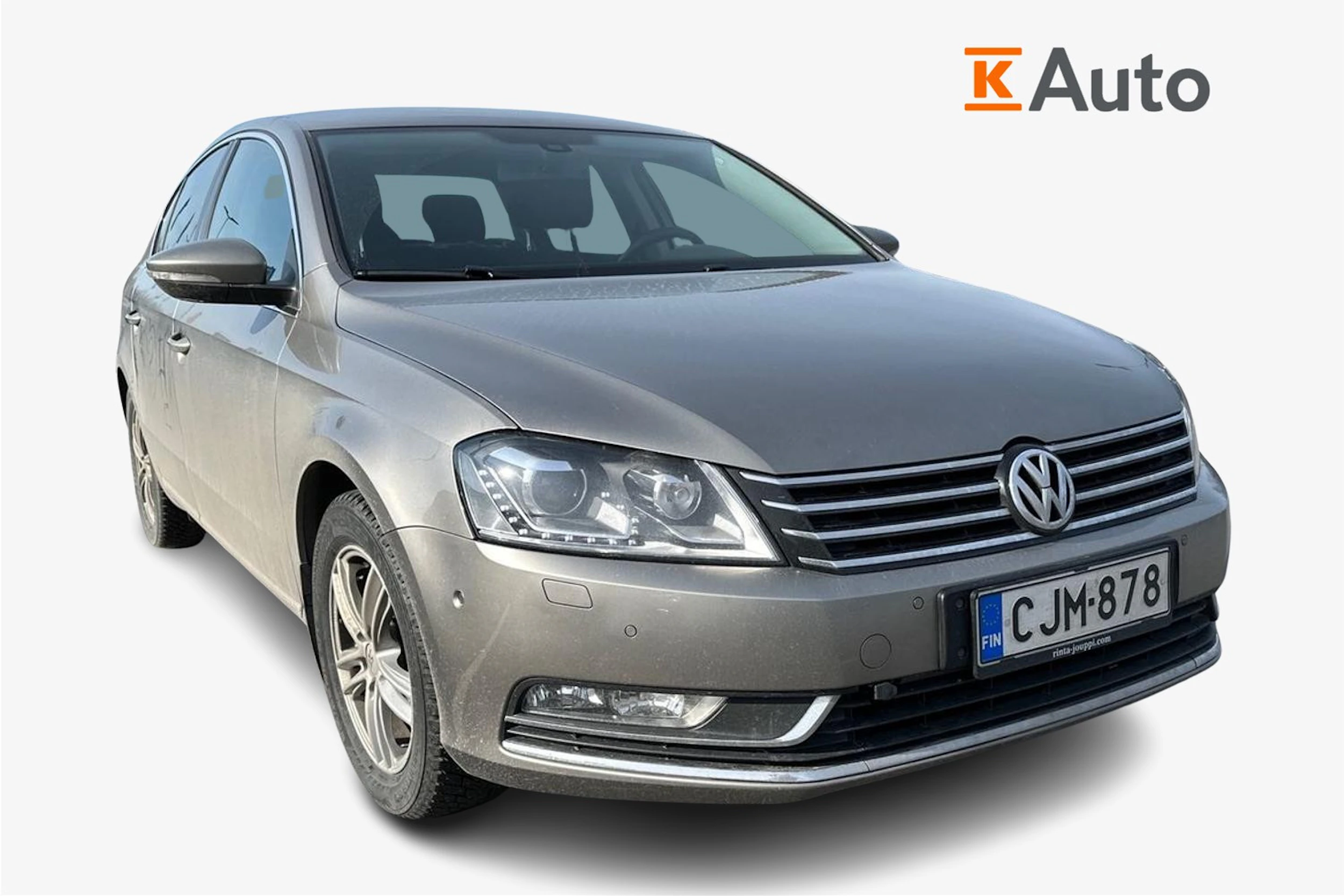 ruskea (beige) Volkswagen Passat 2014 kuva 1.