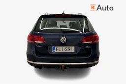 Sininen Volkswagen PASSAT 2014 kuva 3.