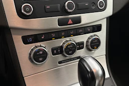 Sininen Volkswagen PASSAT 2014 kuva 16.