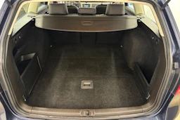 Sininen Volkswagen PASSAT 2014 kuva 25.