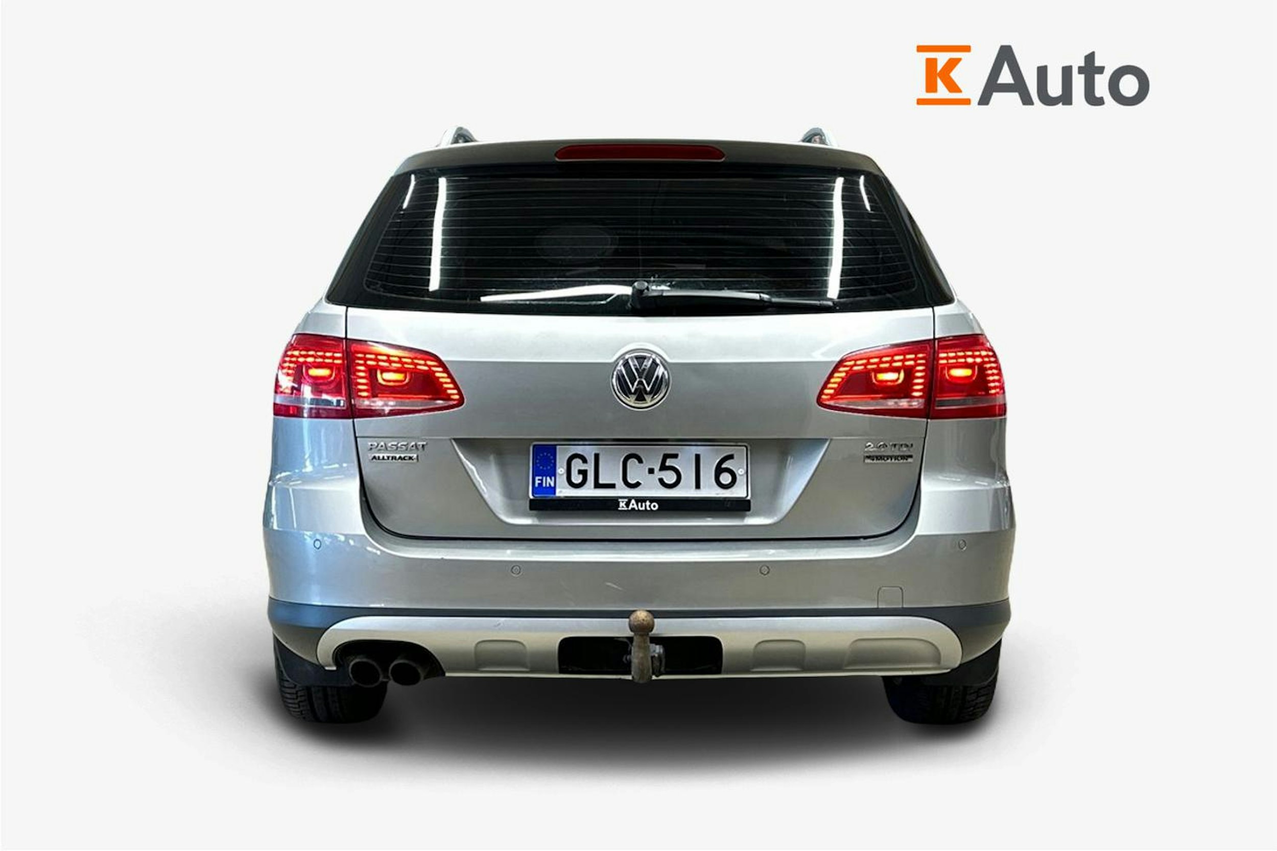harmaa Volkswagen Passat 2014 kuva 3.