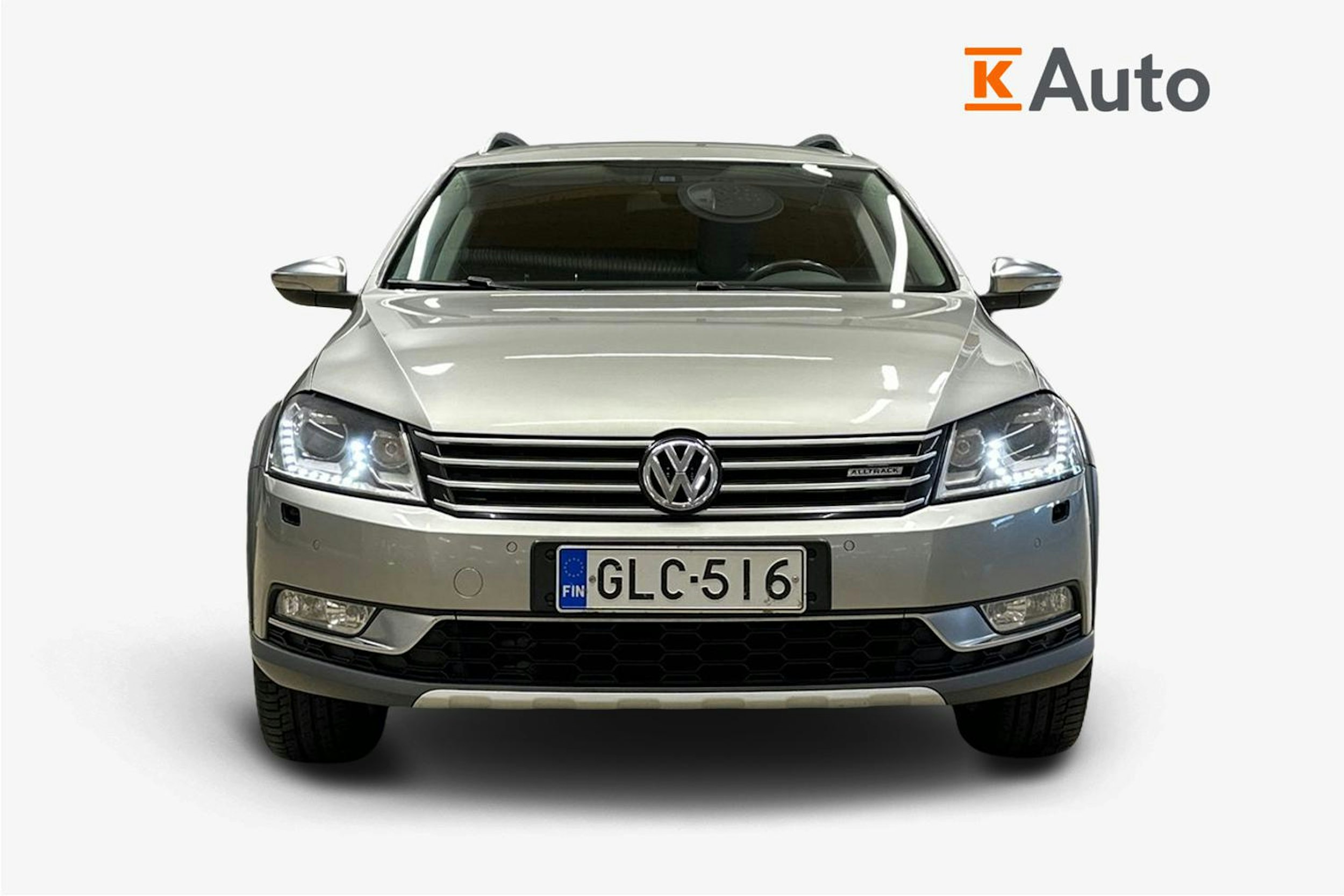 harmaa Volkswagen Passat 2014 kuva 5.
