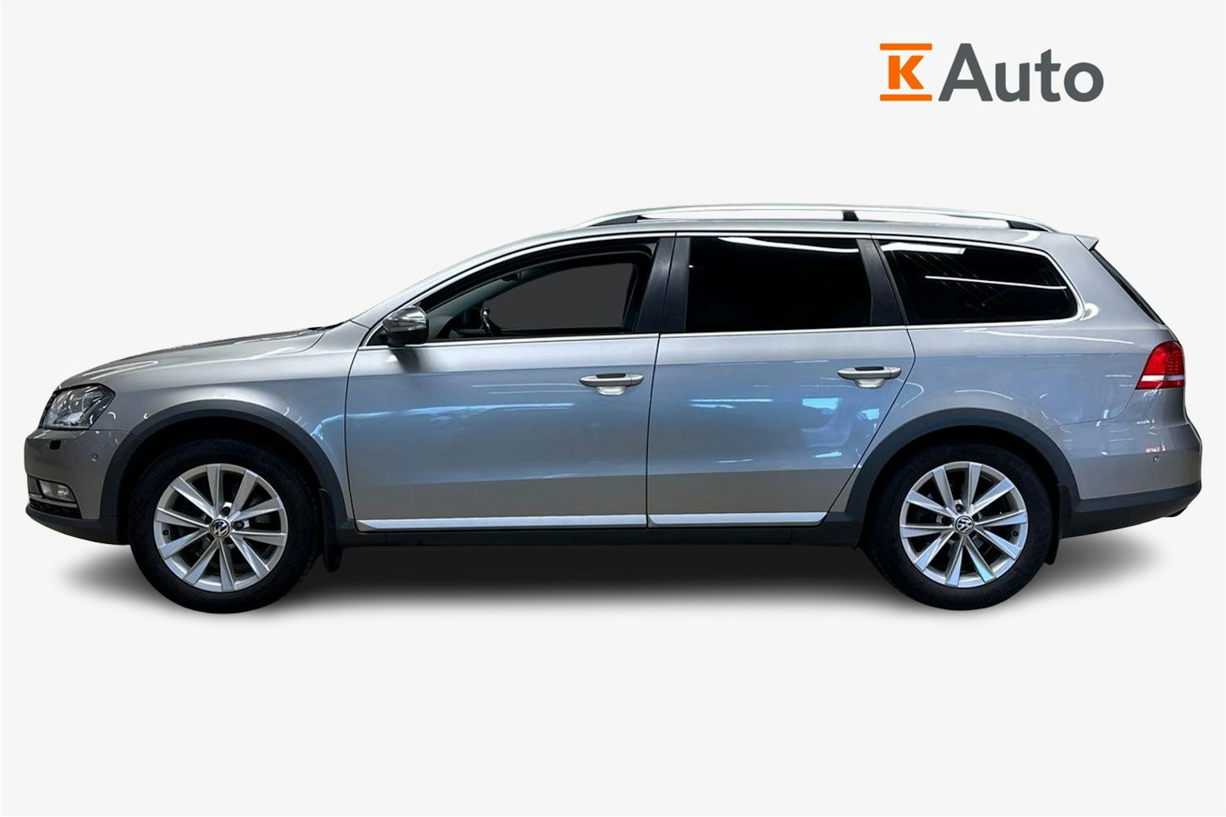 harmaa Volkswagen Passat 2014 kuva 6.