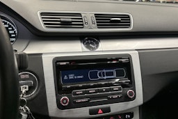 harmaa Volkswagen Passat 2014 kuva 18.