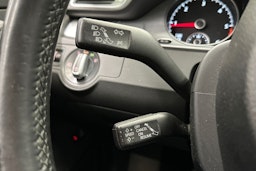harmaa Volkswagen Passat 2014 kuva 24.