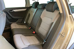 Harmaa Volkswagen PASSAT 2014 kuva 8.