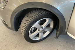 Harmaa Volkswagen PASSAT 2014 kuva 10.