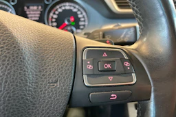 Harmaa Volkswagen PASSAT 2014 kuva 13.