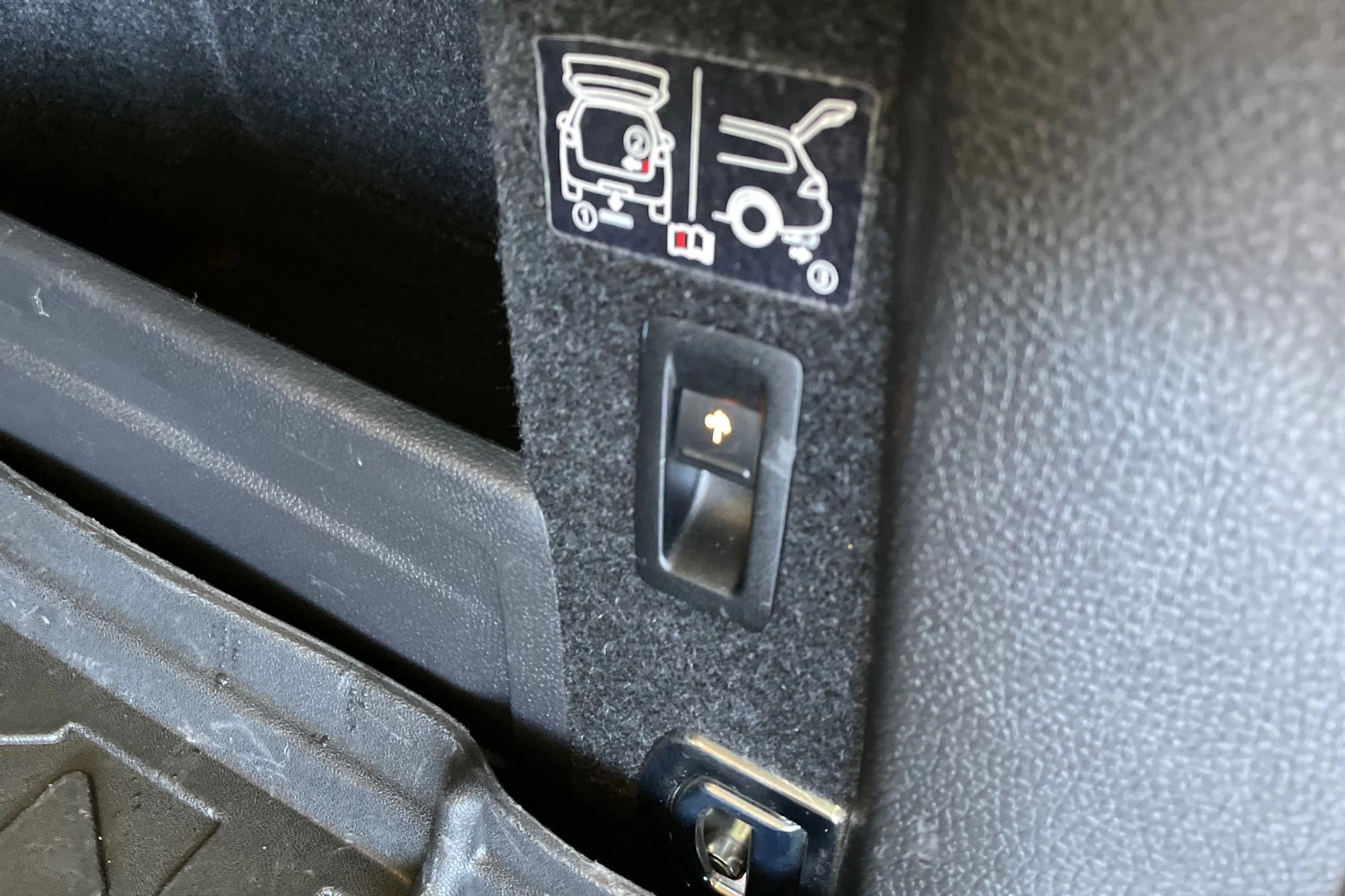 Harmaa Volkswagen PASSAT 2014 kuva 24.