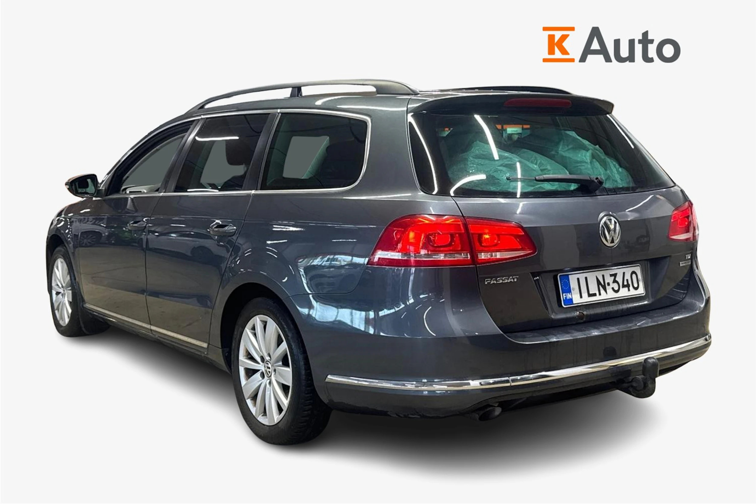 harmaa Volkswagen Passat 2014 kuva 2.
