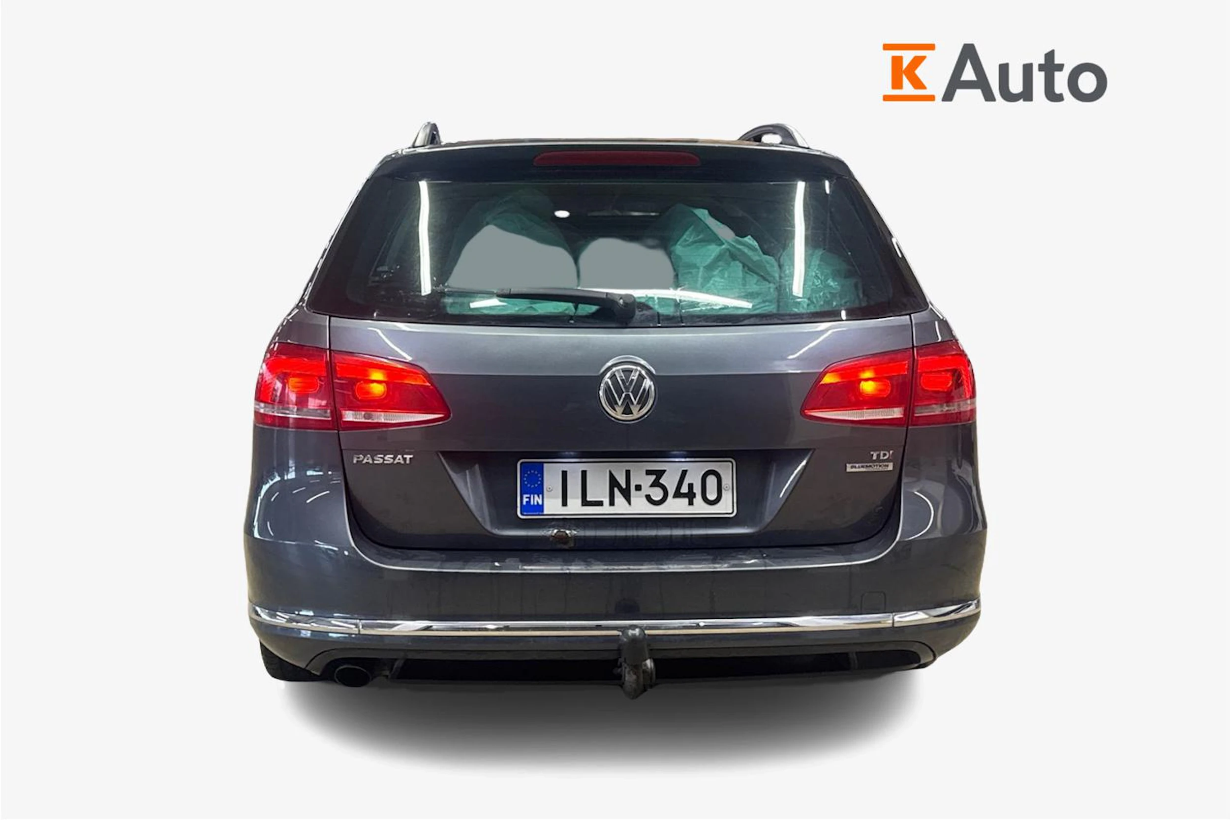 harmaa Volkswagen Passat 2014 kuva 3.