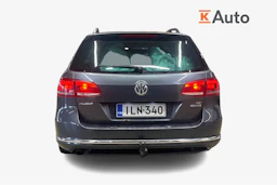 harmaa Volkswagen Passat 2014 kuva 3.