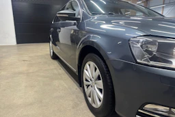 harmaa Volkswagen Passat 2014 kuva 17.