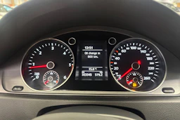 harmaa Volkswagen Passat 2014 kuva 26.