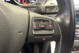 harmaa Volkswagen Passat 2014 kuva 31.