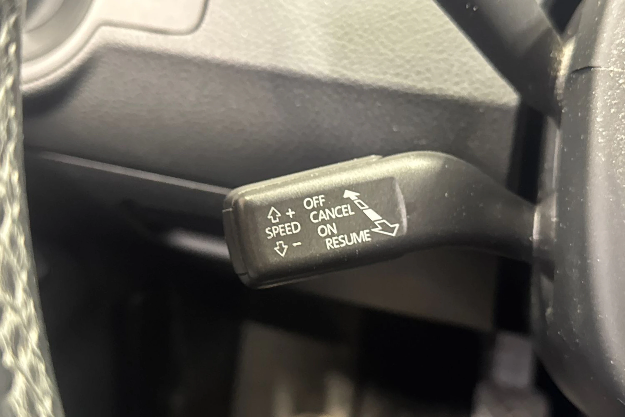 harmaa Volkswagen Passat 2014 kuva 32.