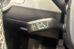 harmaa Volkswagen Passat 2014 kuva 32.
