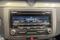 harmaa Volkswagen Passat 2014 kuva 34.