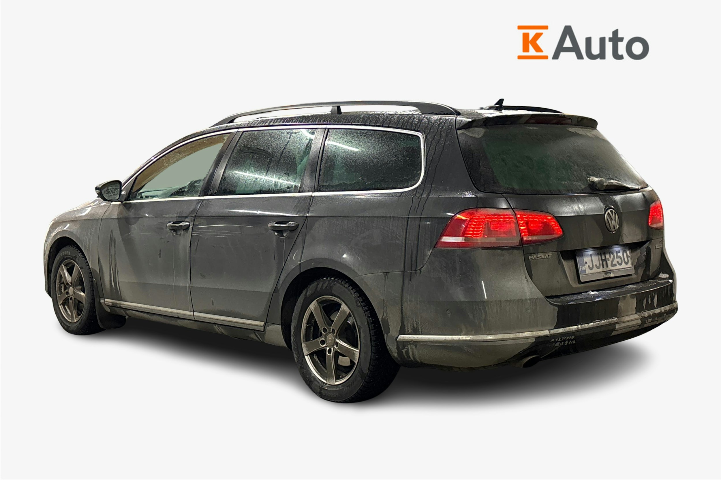 harmaa Volkswagen Passat 2014 kuva 2.