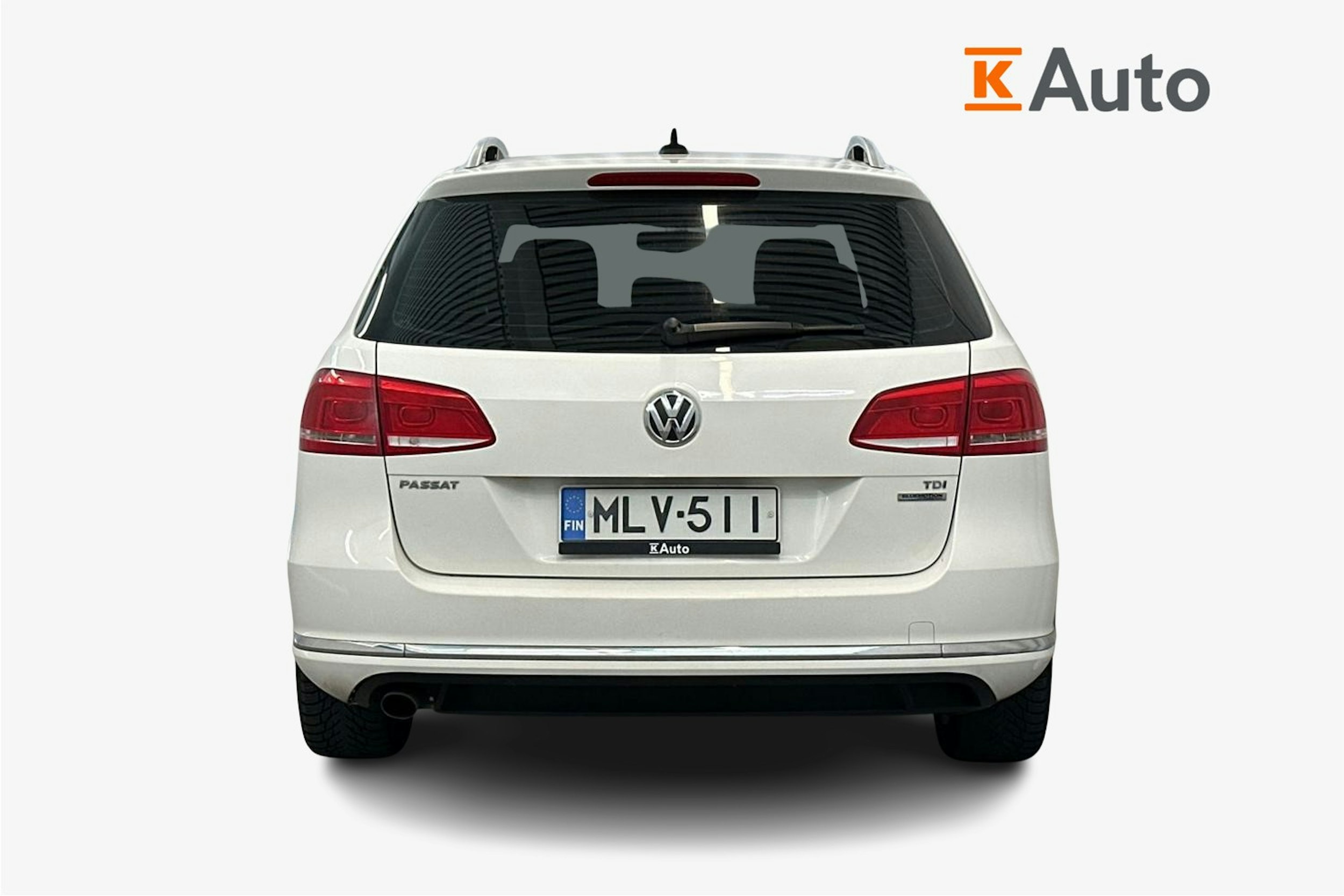 valkoinen Volkswagen Passat 2014 kuva 3.