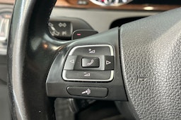valkoinen Volkswagen Passat 2014 kuva 18.