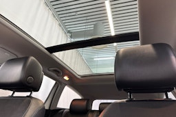 valkoinen Volkswagen Passat 2014 kuva 26.