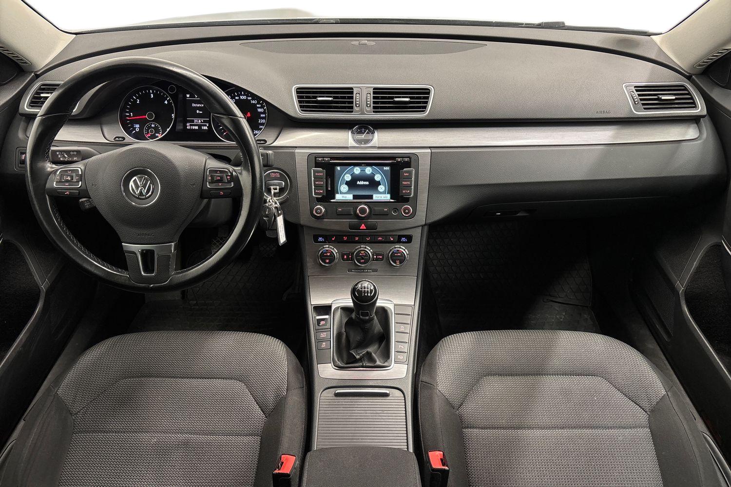 Volkswagen Passat 2014, photo 7/44