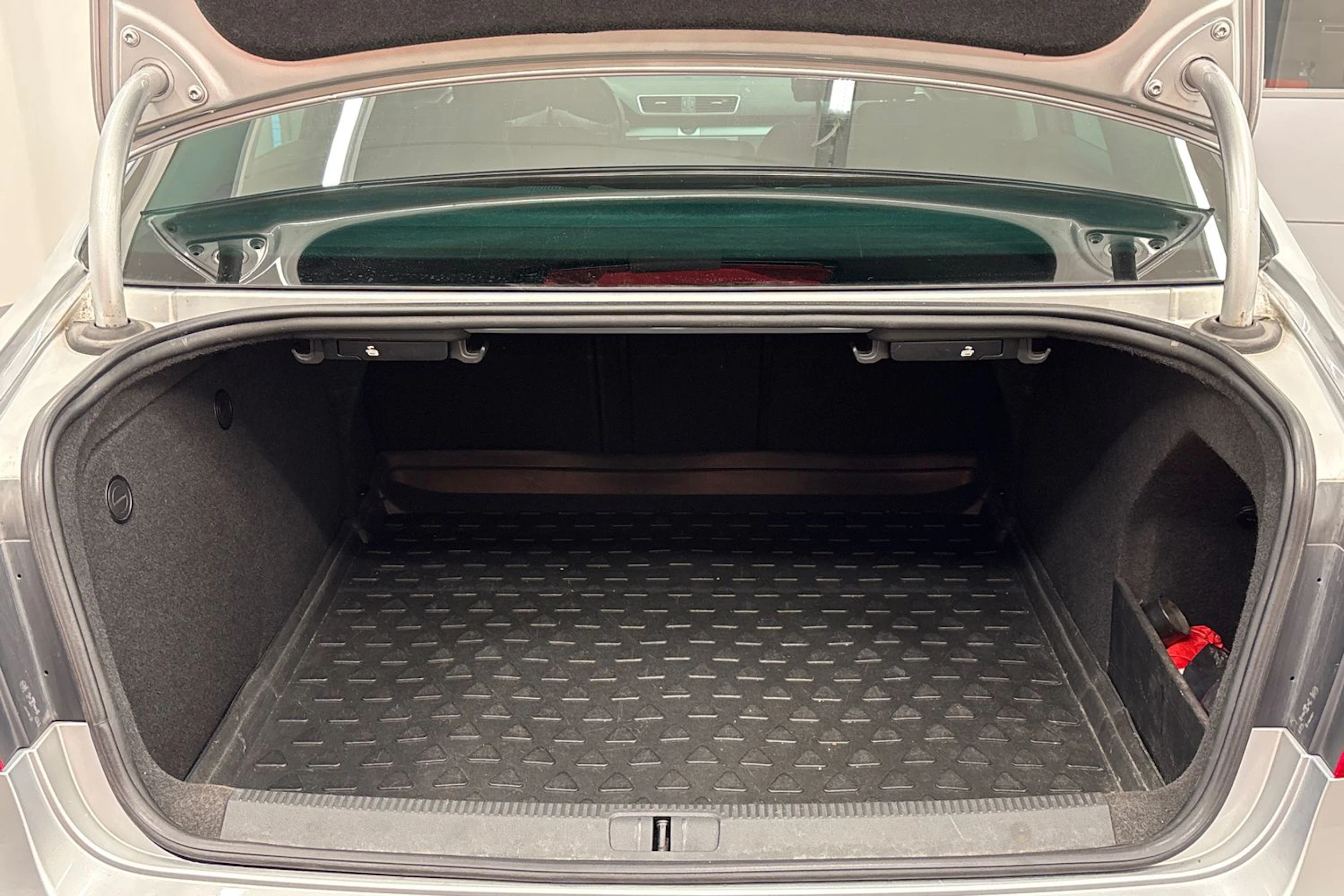 Hopea Volkswagen PASSAT 2014 kuva 21.
