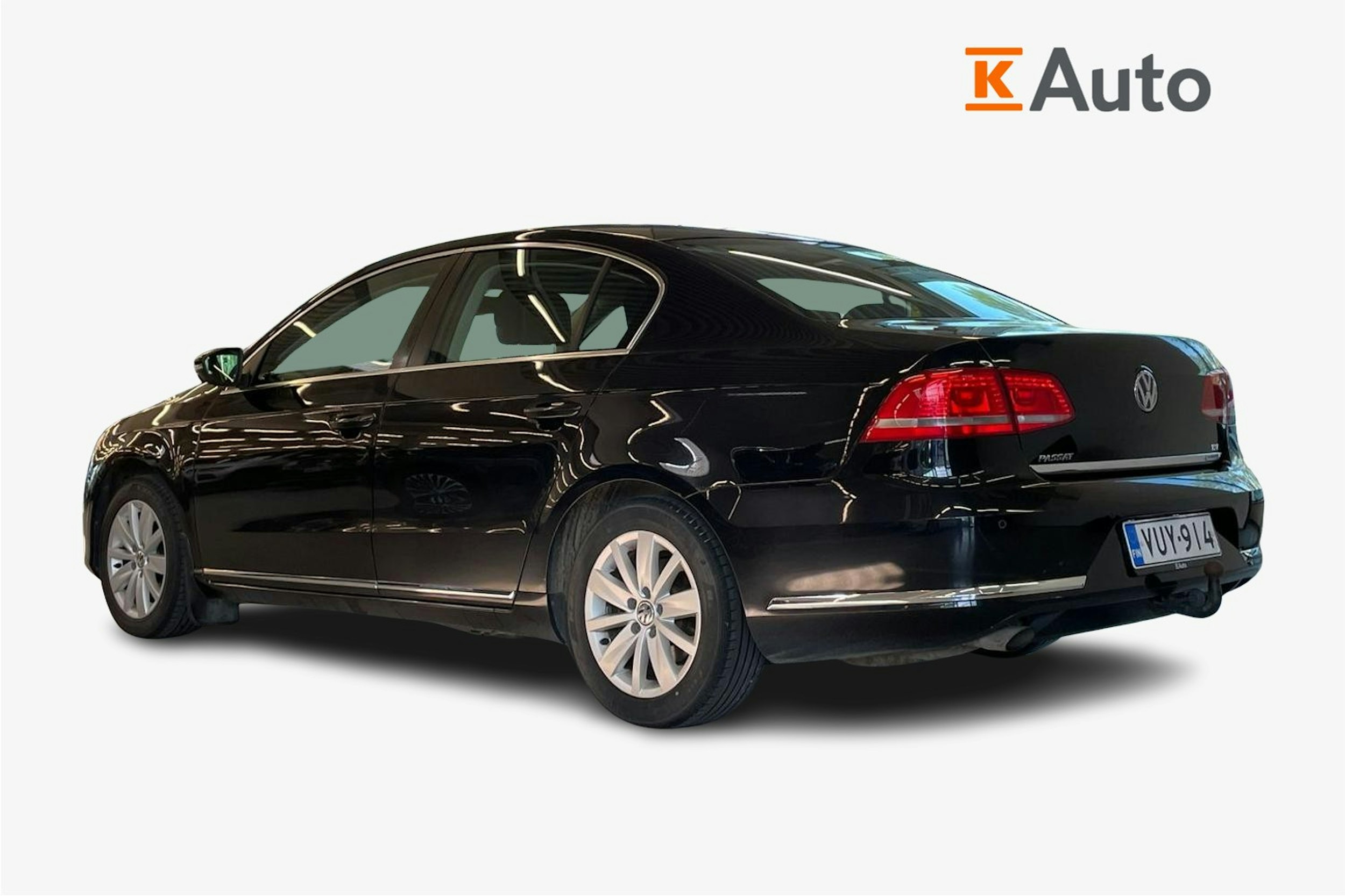 musta Volkswagen Passat 2014 kuva 2.