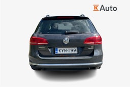 harmaa Volkswagen Passat 2014 kuva 3.
