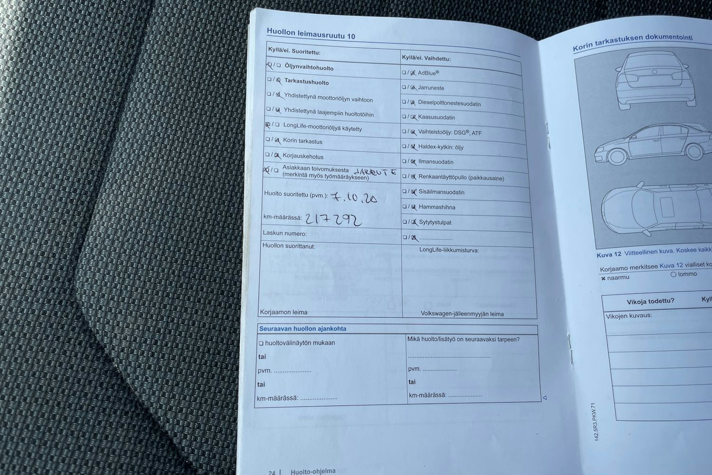 harmaa Volkswagen Passat 2014 kuva 38.