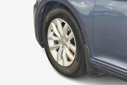 sininen Volkswagen Passat 2015 kuva 9.