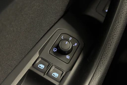 sininen Volkswagen Passat 2015 kuva 21.