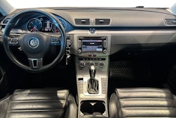 Musta Volkswagen PASSAT 2014 kuva 9.