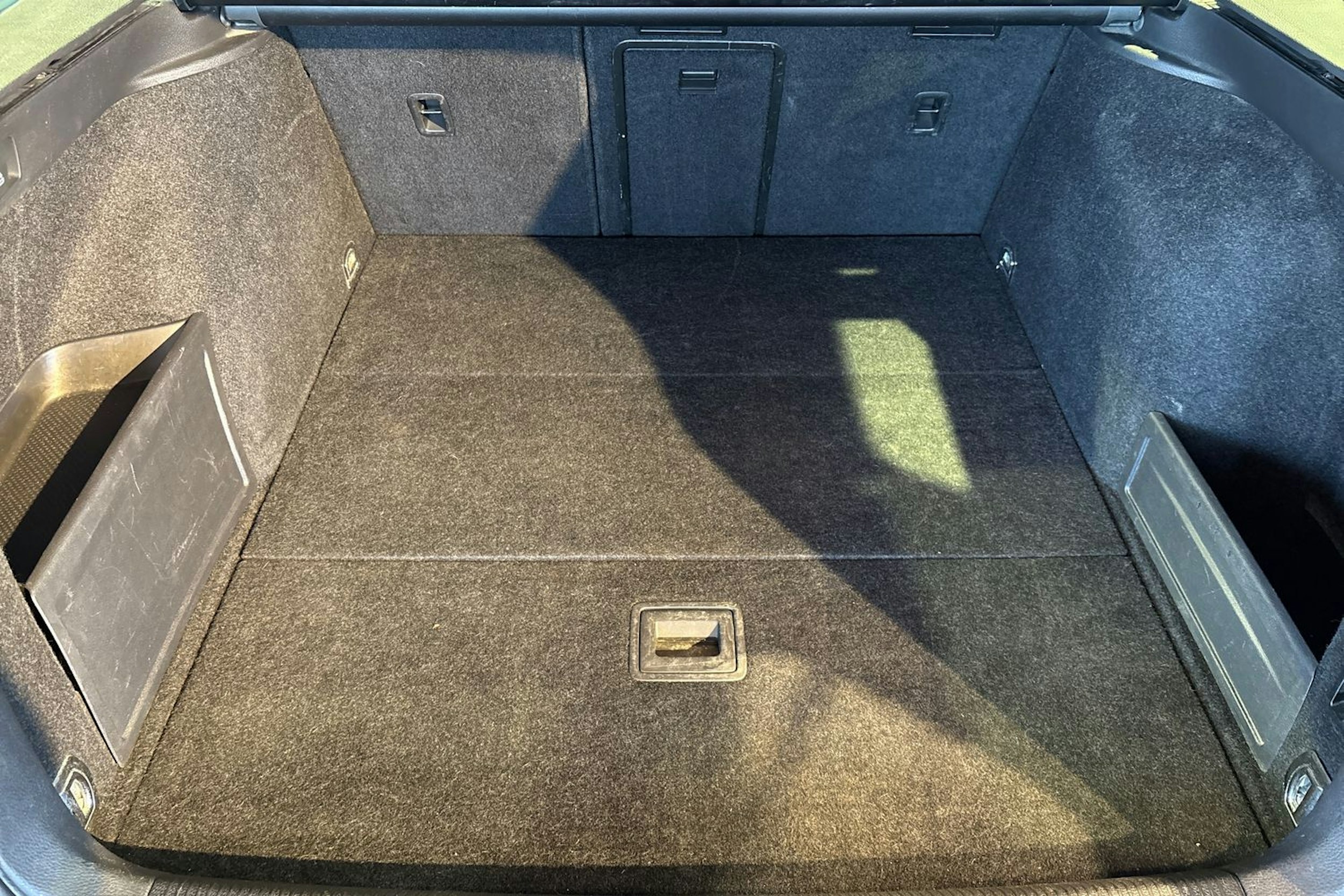 Musta Volkswagen PASSAT 2014 kuva 15.