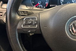Musta Volkswagen PASSAT 2014 kuva 19.