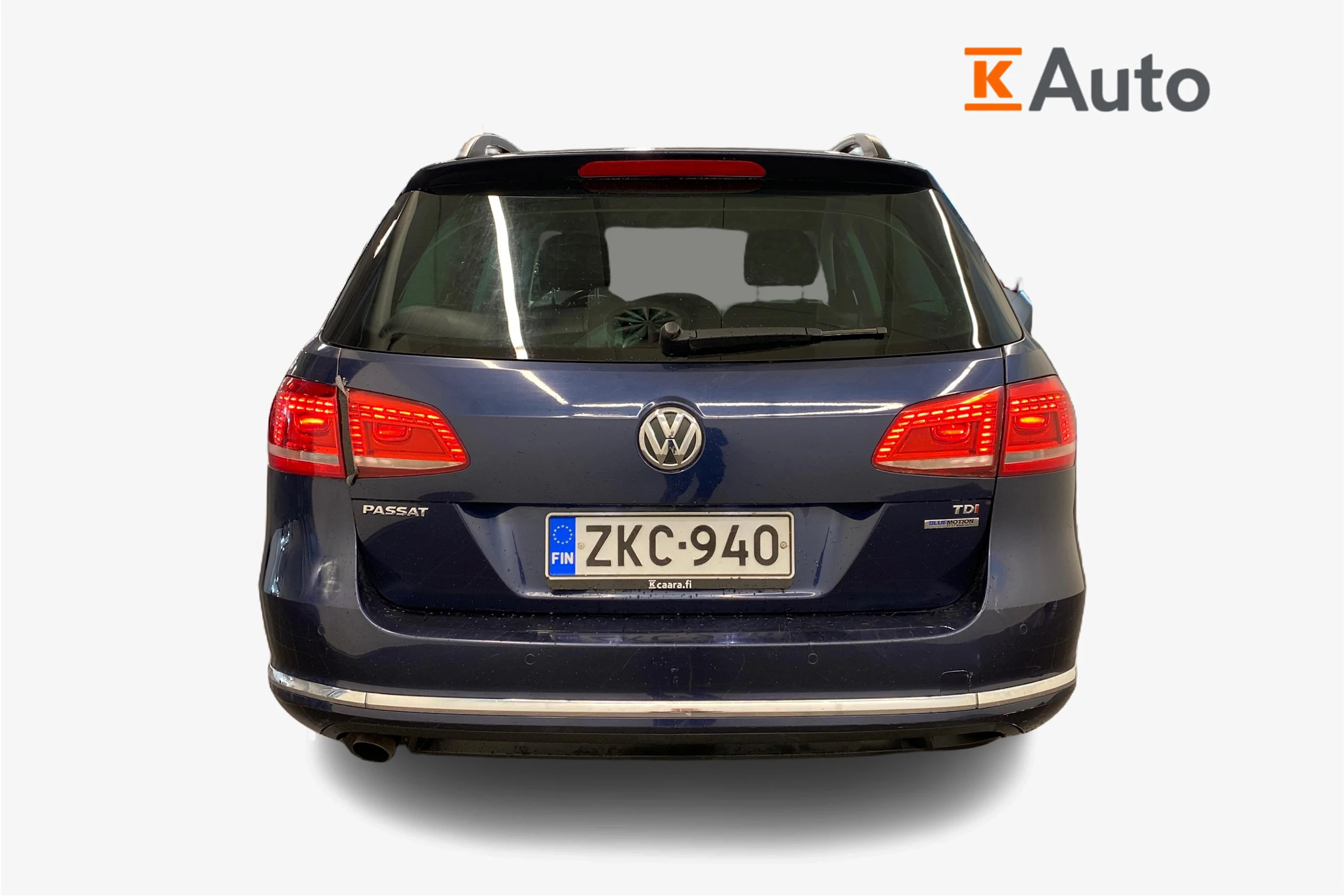 Sininen Volkswagen PASSAT 2014 kuva 3.