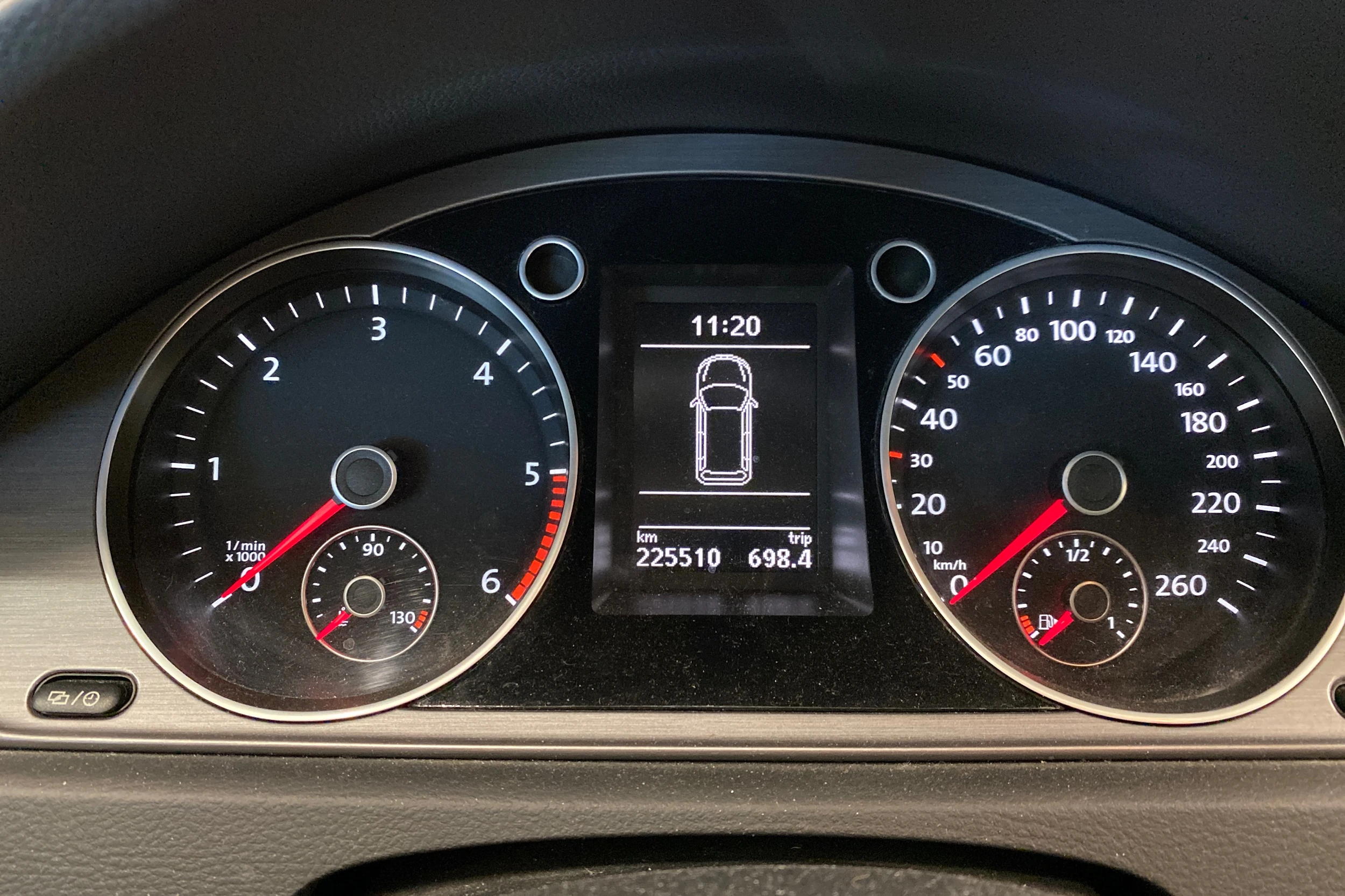 Sininen Volkswagen PASSAT 2014 kuva 11.